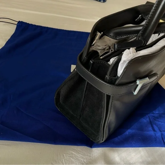 Brand New- Le Tanneur Emie Medium Handbag in Smooth Leather 🖤✨ - Picture 16 of 16